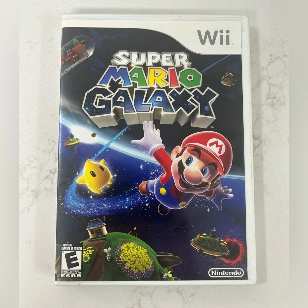Wii Super Mario Galaxy Video Game Manual Included